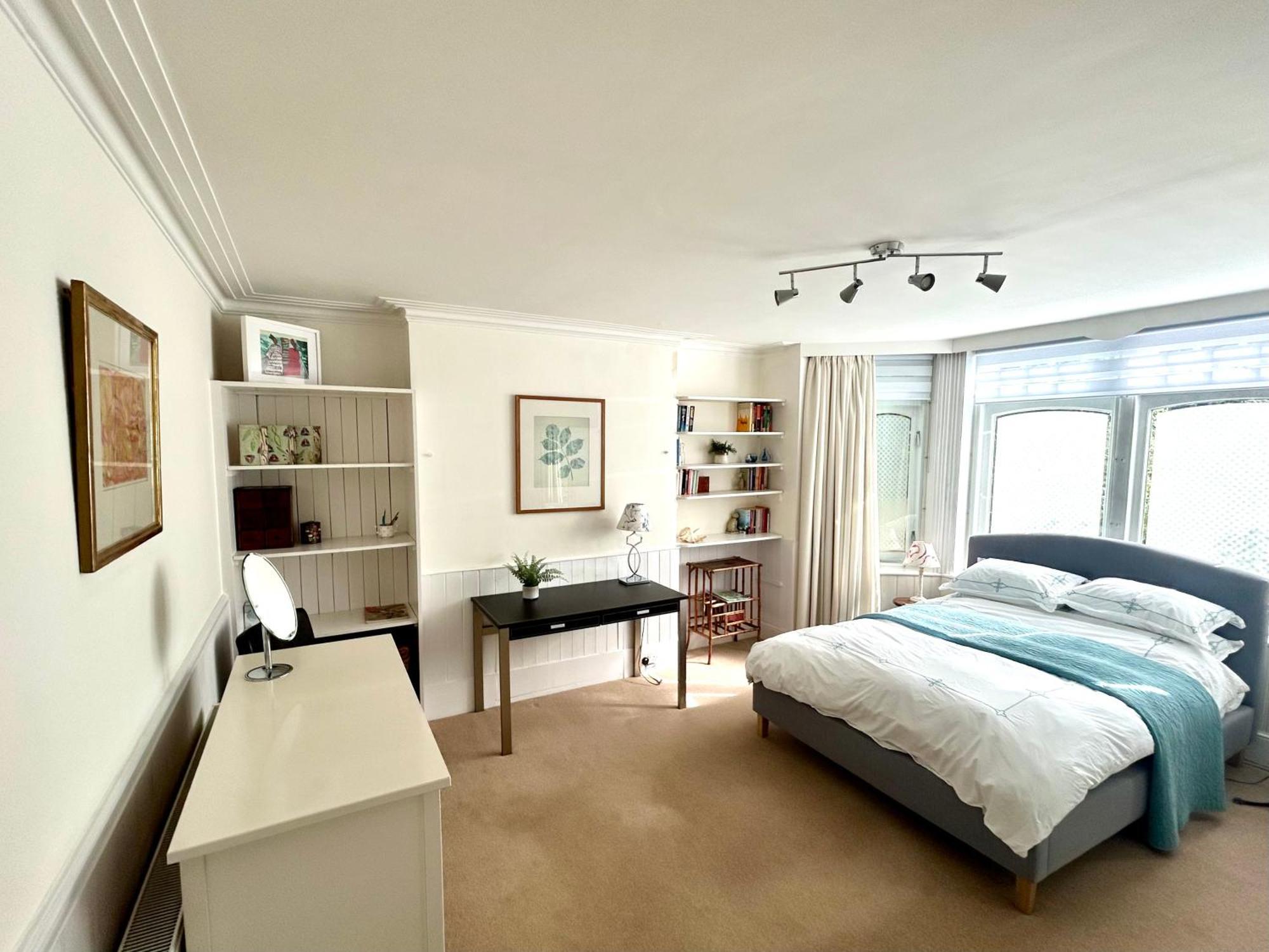Spacious Comfortable Flat With Free Parking In East Finchley, Muswell Hill & Close To Alexandra Palace London Bagian luar foto