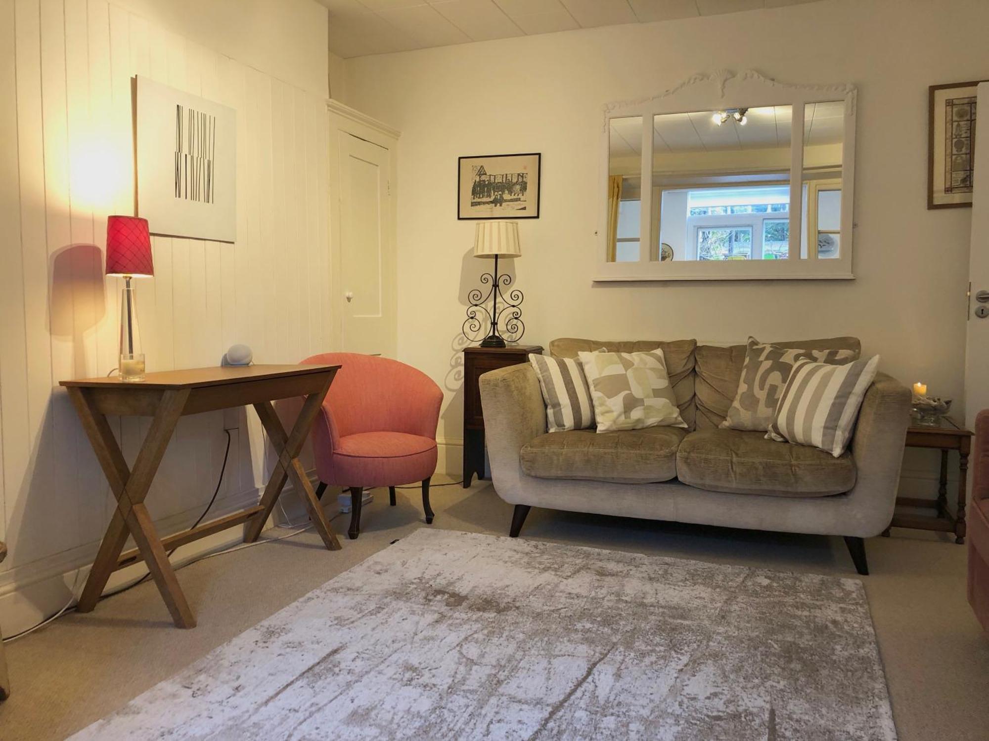Spacious Comfortable Flat With Free Parking In East Finchley, Muswell Hill & Close To Alexandra Palace London Bagian luar foto